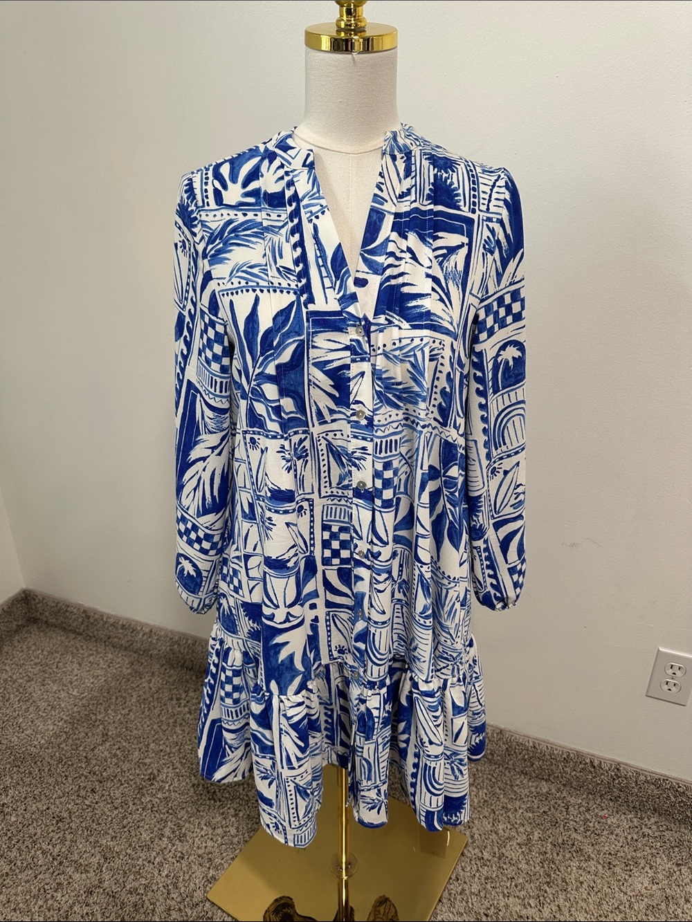 ❤️ Rachel Zoe Button Up Oversized Dress